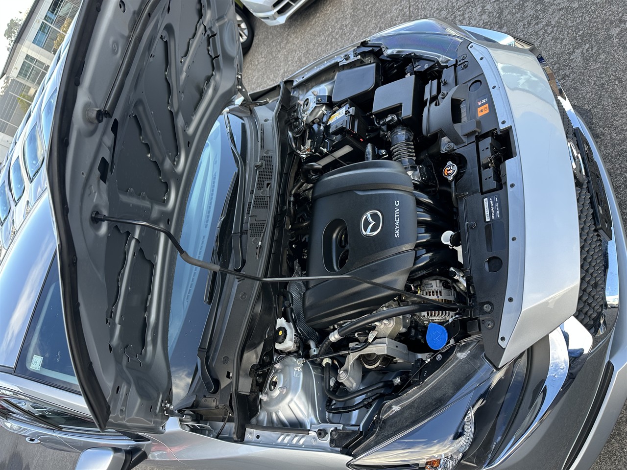 2021 Mazda 2 thumbnail