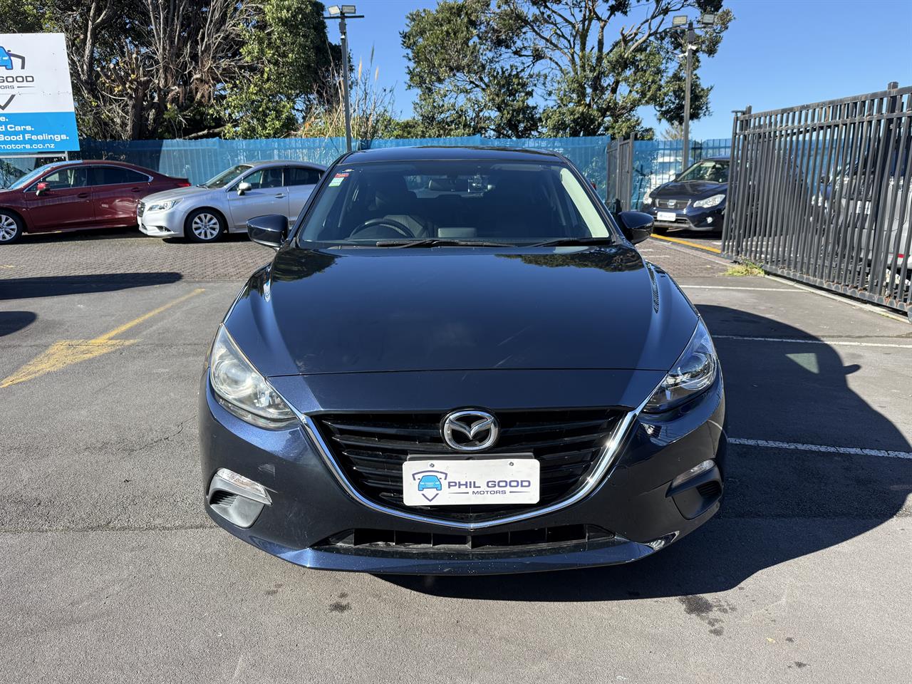 2014 Mazda Axela thumbnail