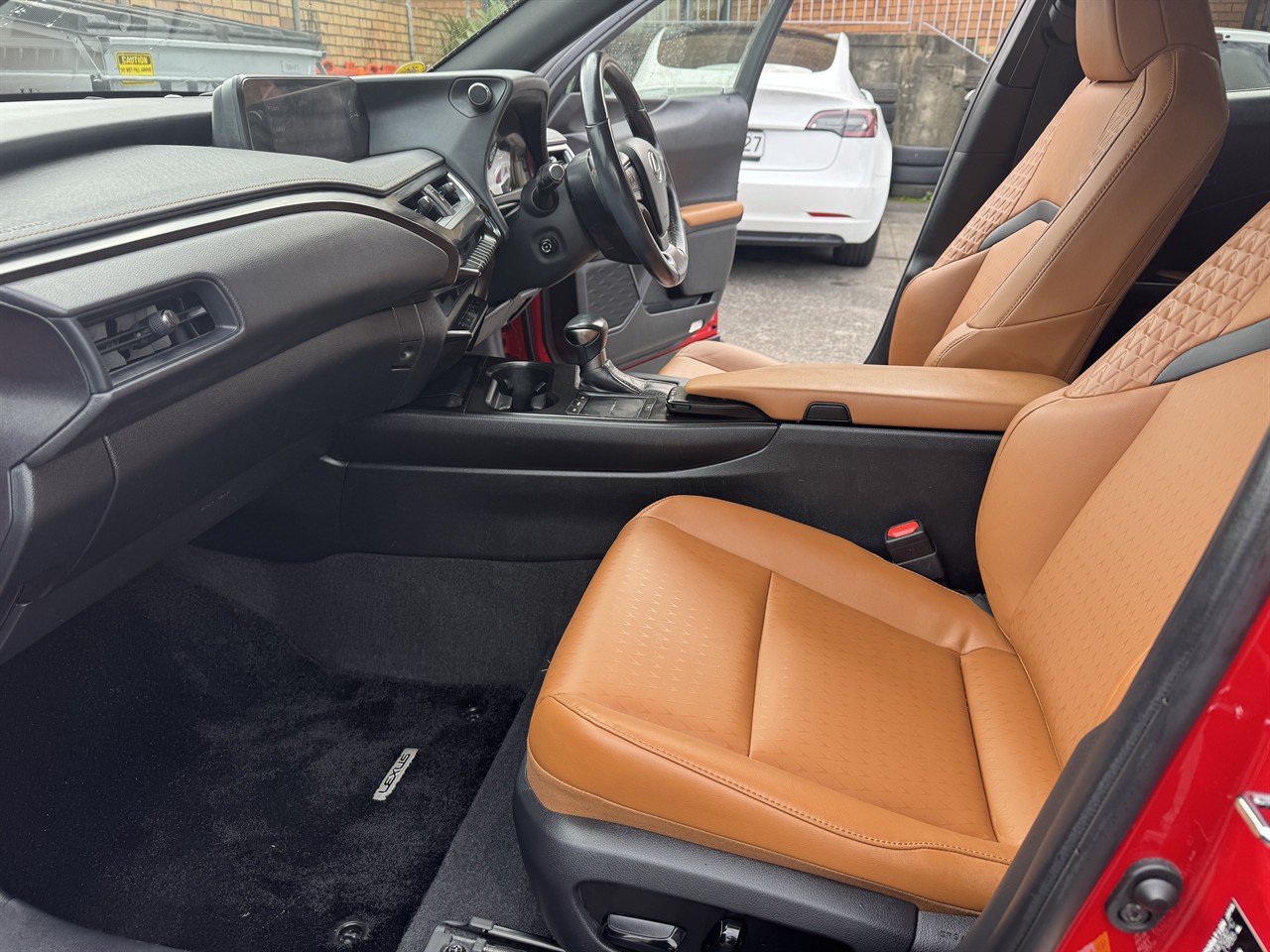 2019 Lexus UX thumbnail