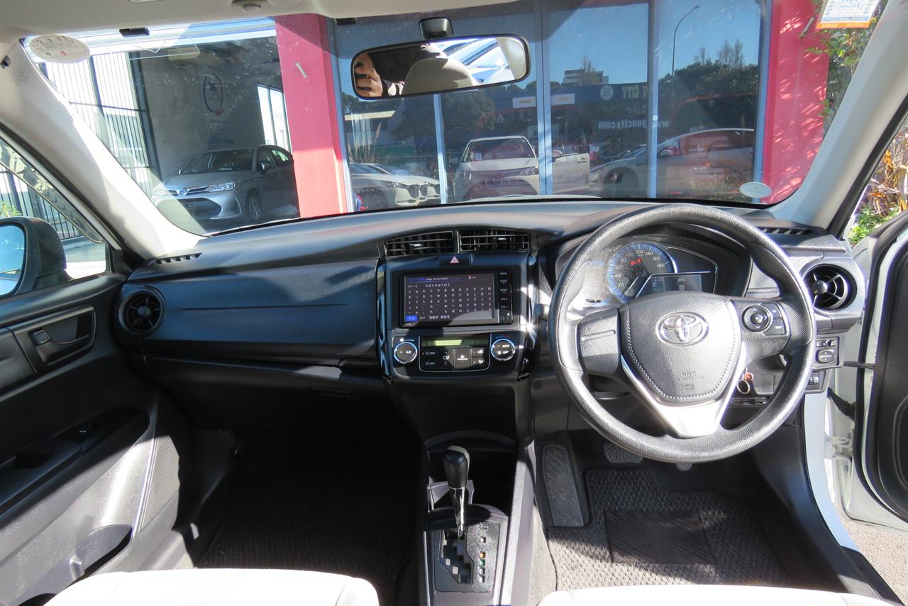 2016 Toyota Corolla thumbnail