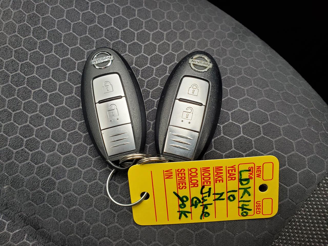 2010 Nissan Juke thumbnail