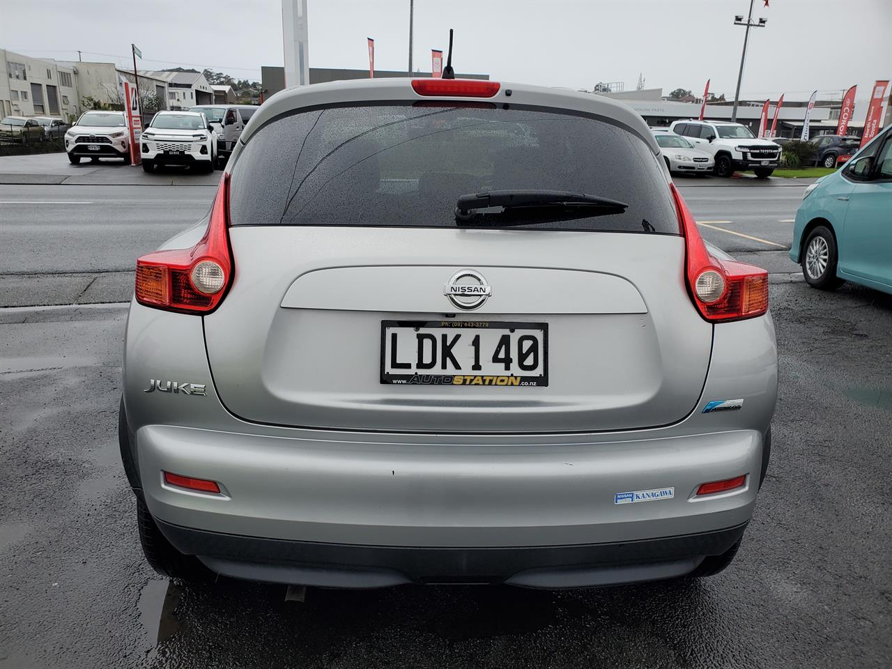 2010 Nissan Juke thumbnail