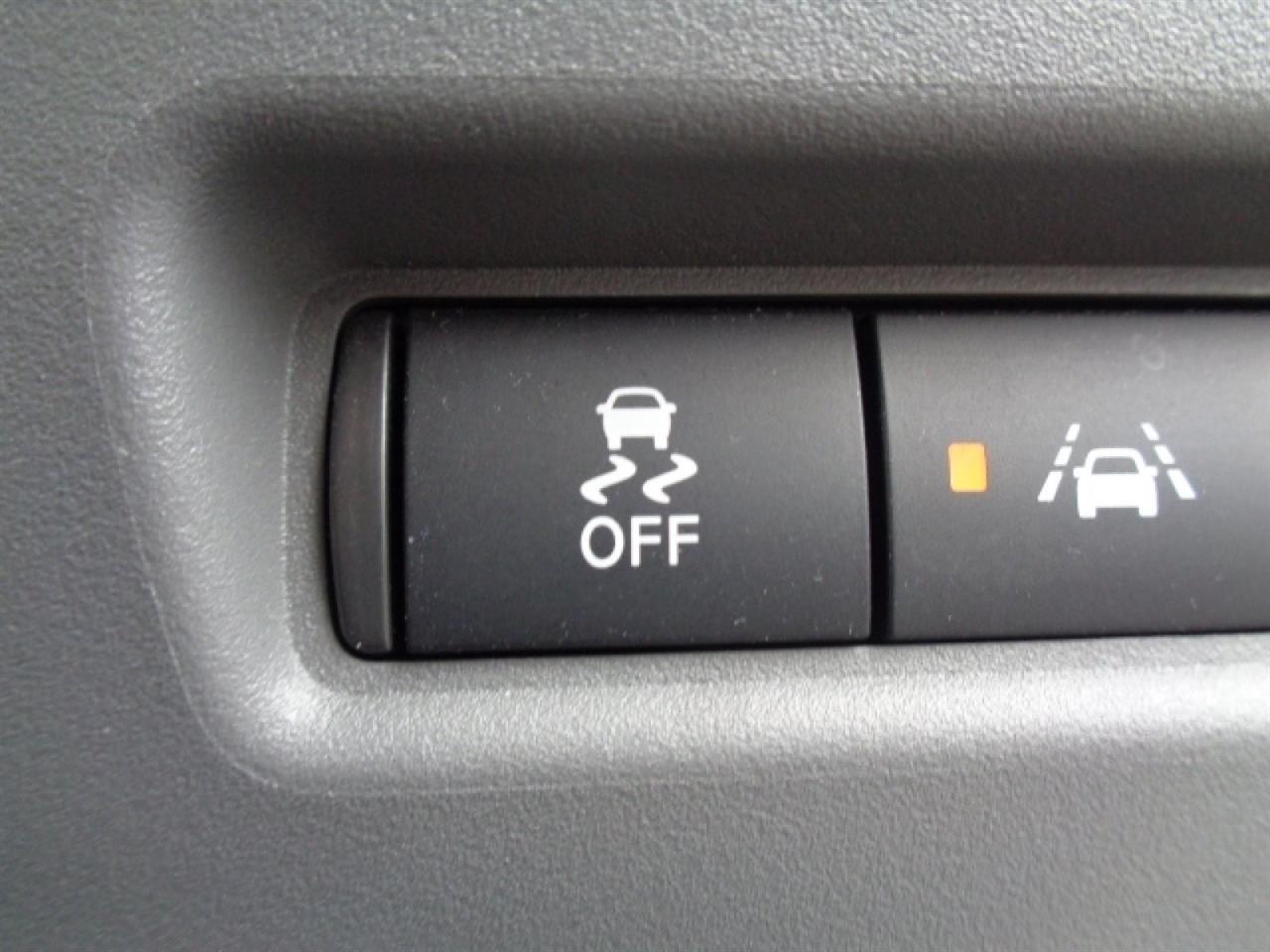 2021 Nissan NV200 thumbnail