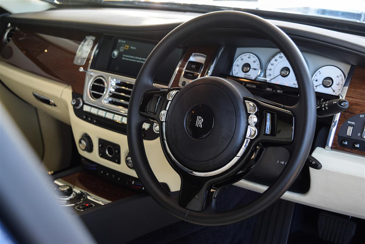 2012 Rolls-Royce Ghost thumbnail