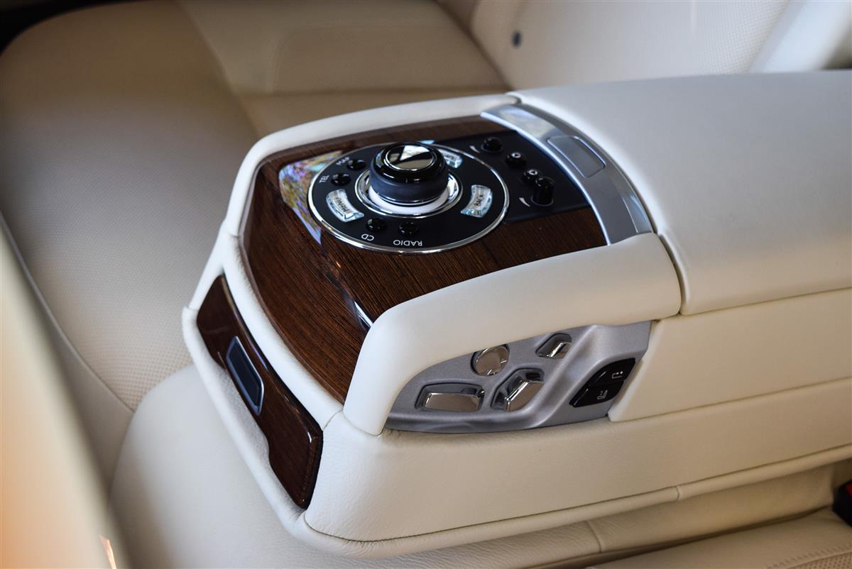 2012 Rolls-Royce Ghost thumbnail