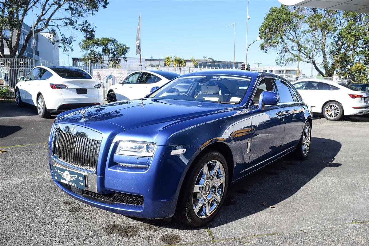 2012 Rolls-Royce Ghost thumbnail