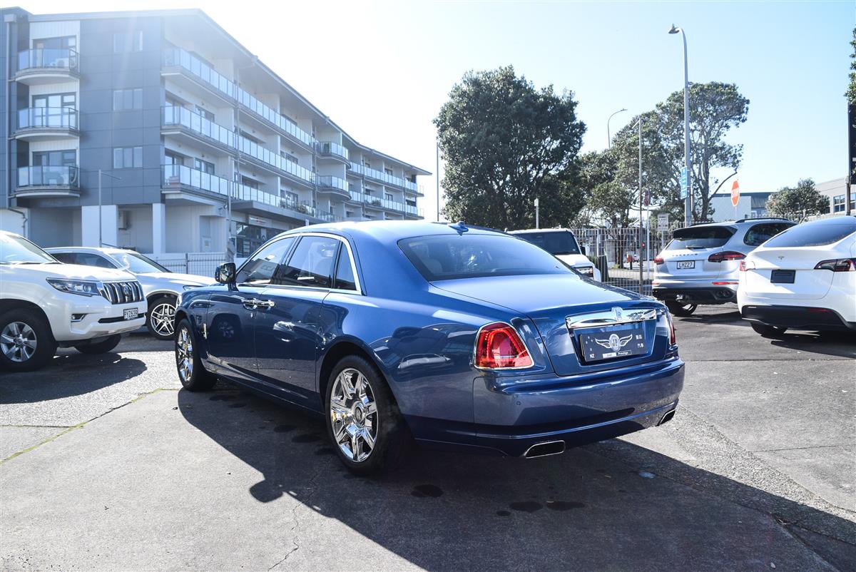 2012 Rolls-Royce Ghost thumbnail