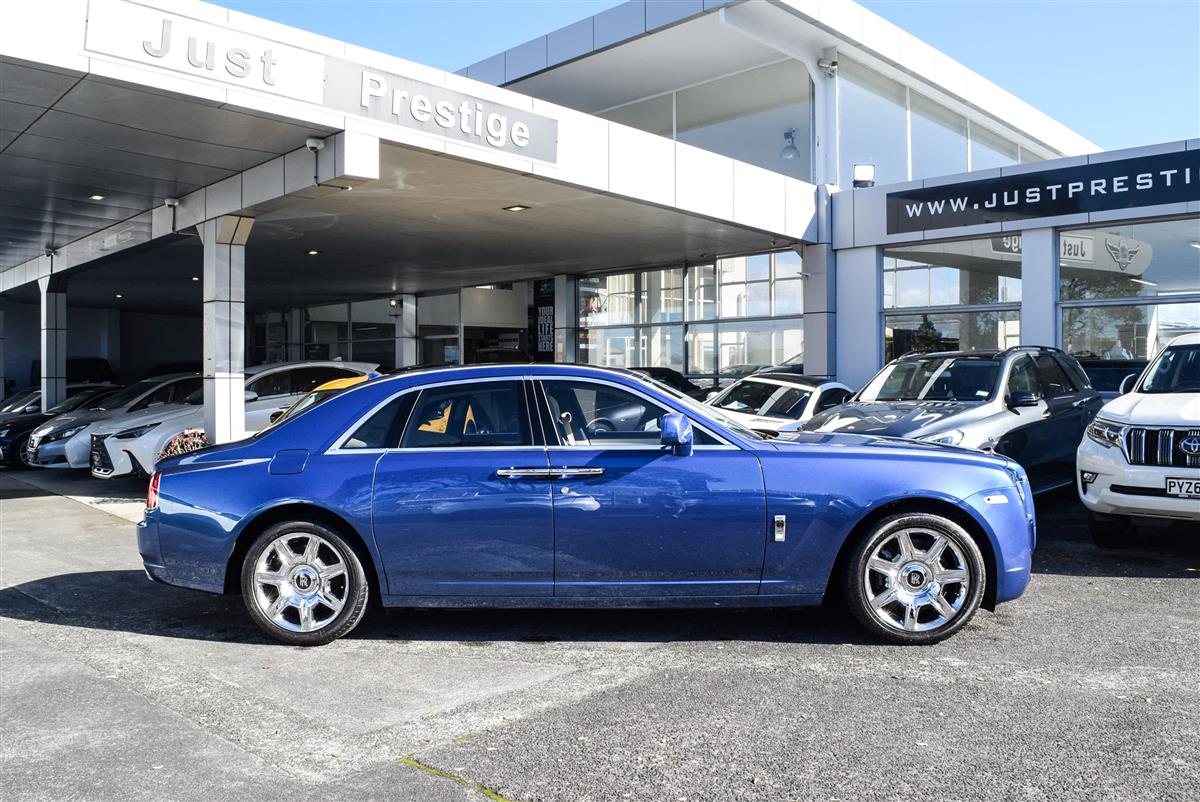 2012 Rolls-Royce Ghost thumbnail