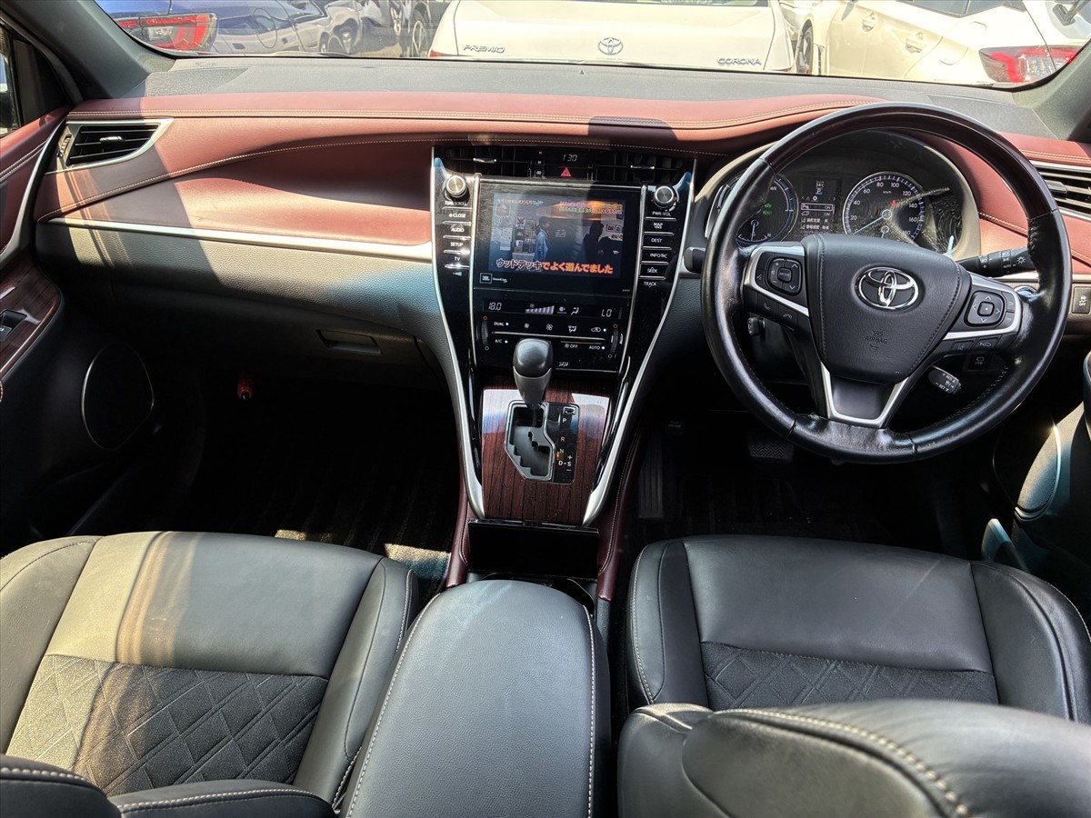 2015 Toyota HARRIER thumbnail