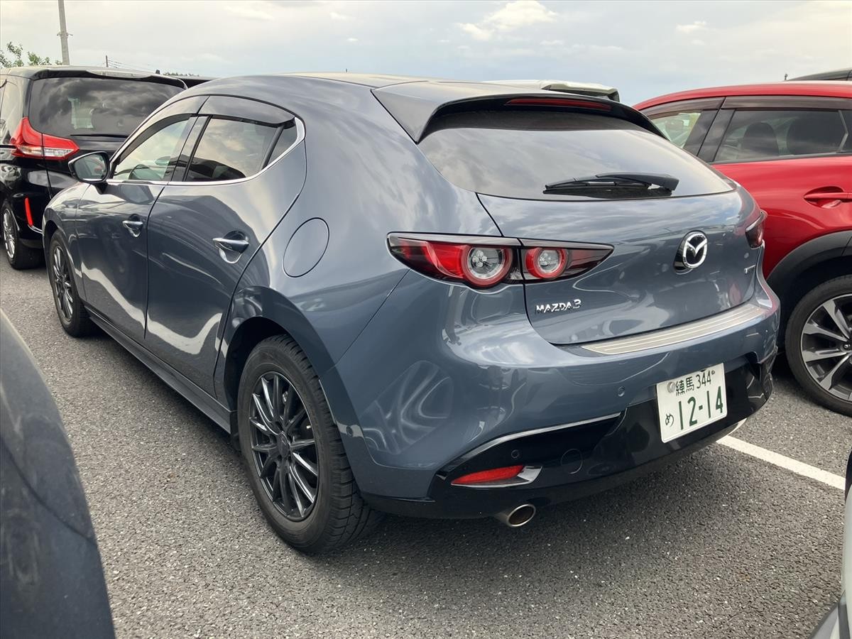 2020 Mazda MAZDA thumbnail