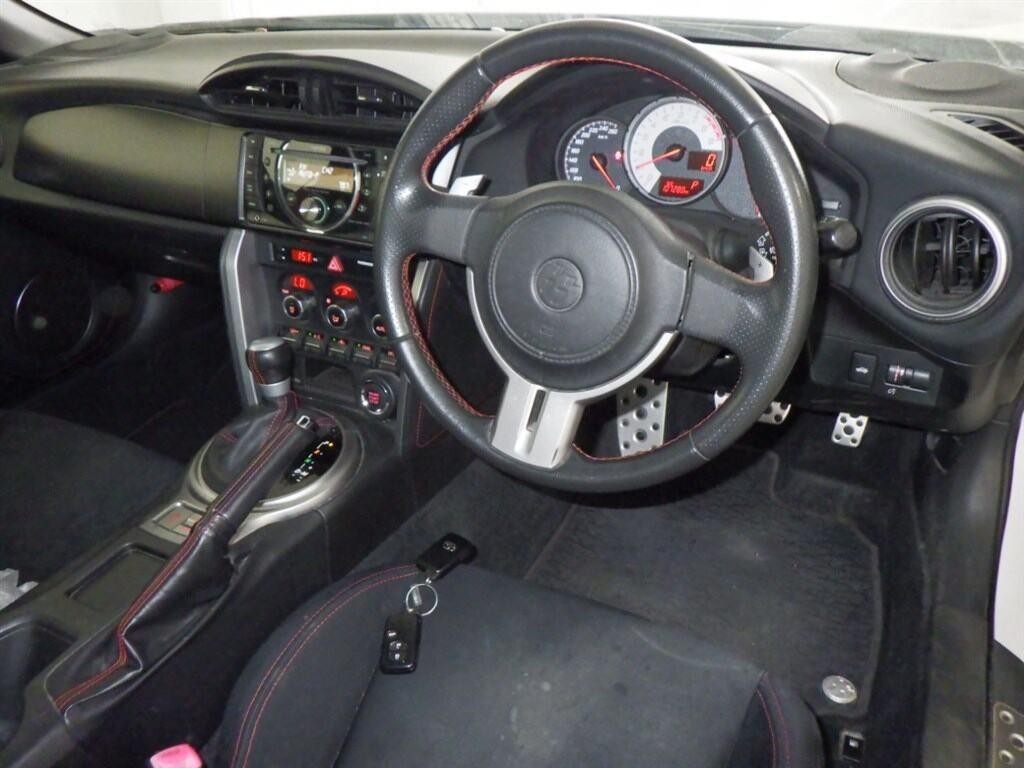 2012 Toyota 86 thumbnail