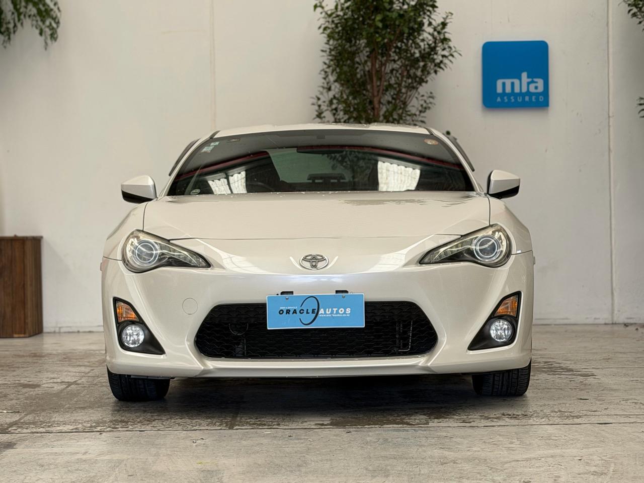 2012 Toyota 86 thumbnail
