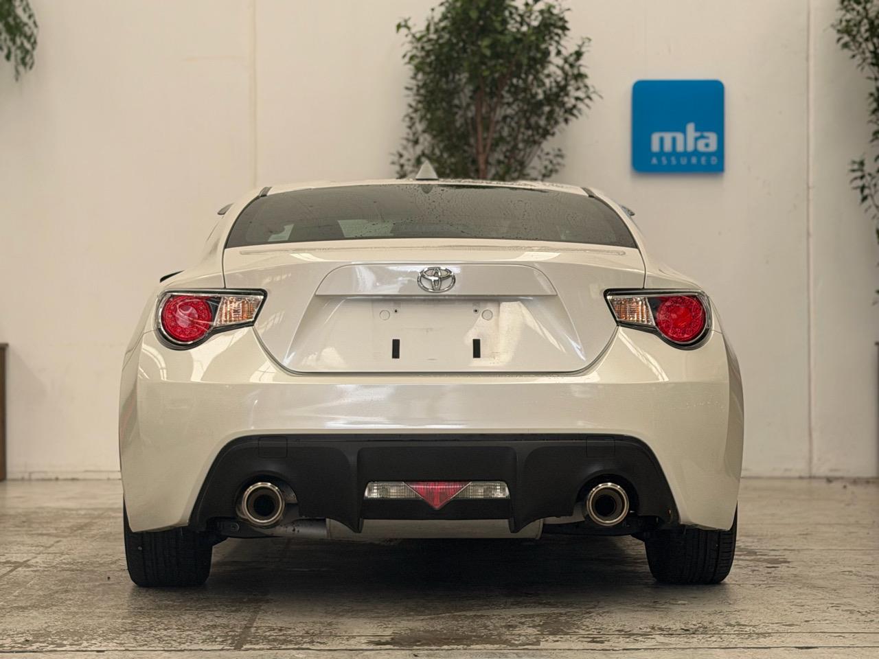 2012 Toyota 86 thumbnail