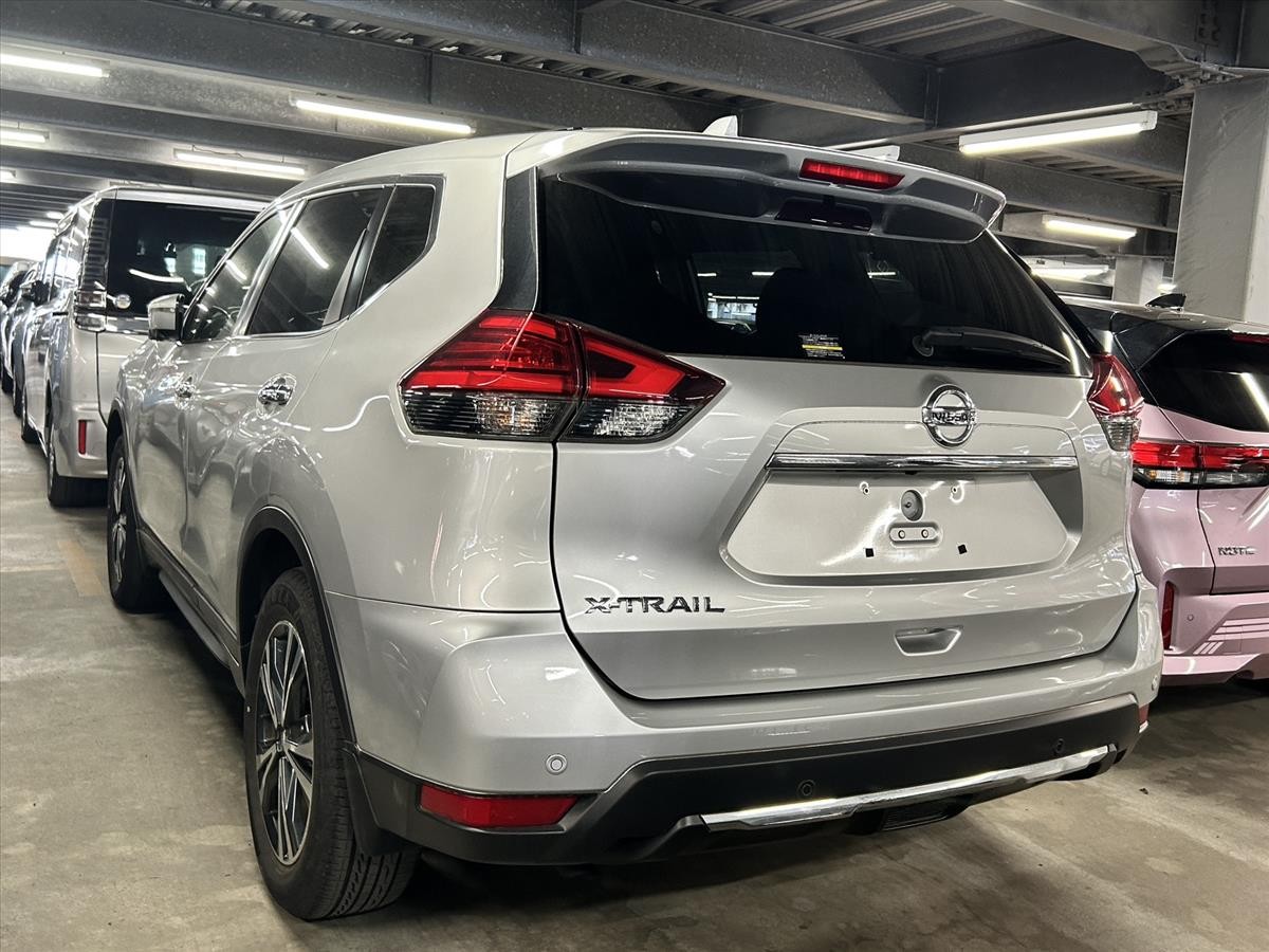 2017 Nissan X-Trail thumbnail