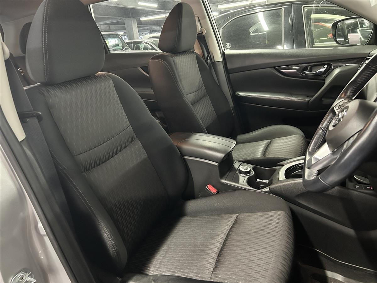 2017 Nissan X-Trail thumbnail