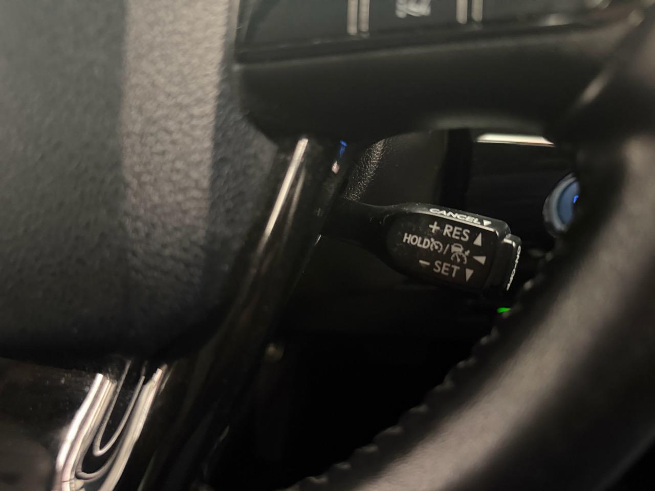 2019 Toyota Prius thumbnail