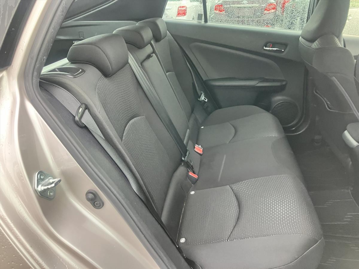 2019 Toyota Prius thumbnail