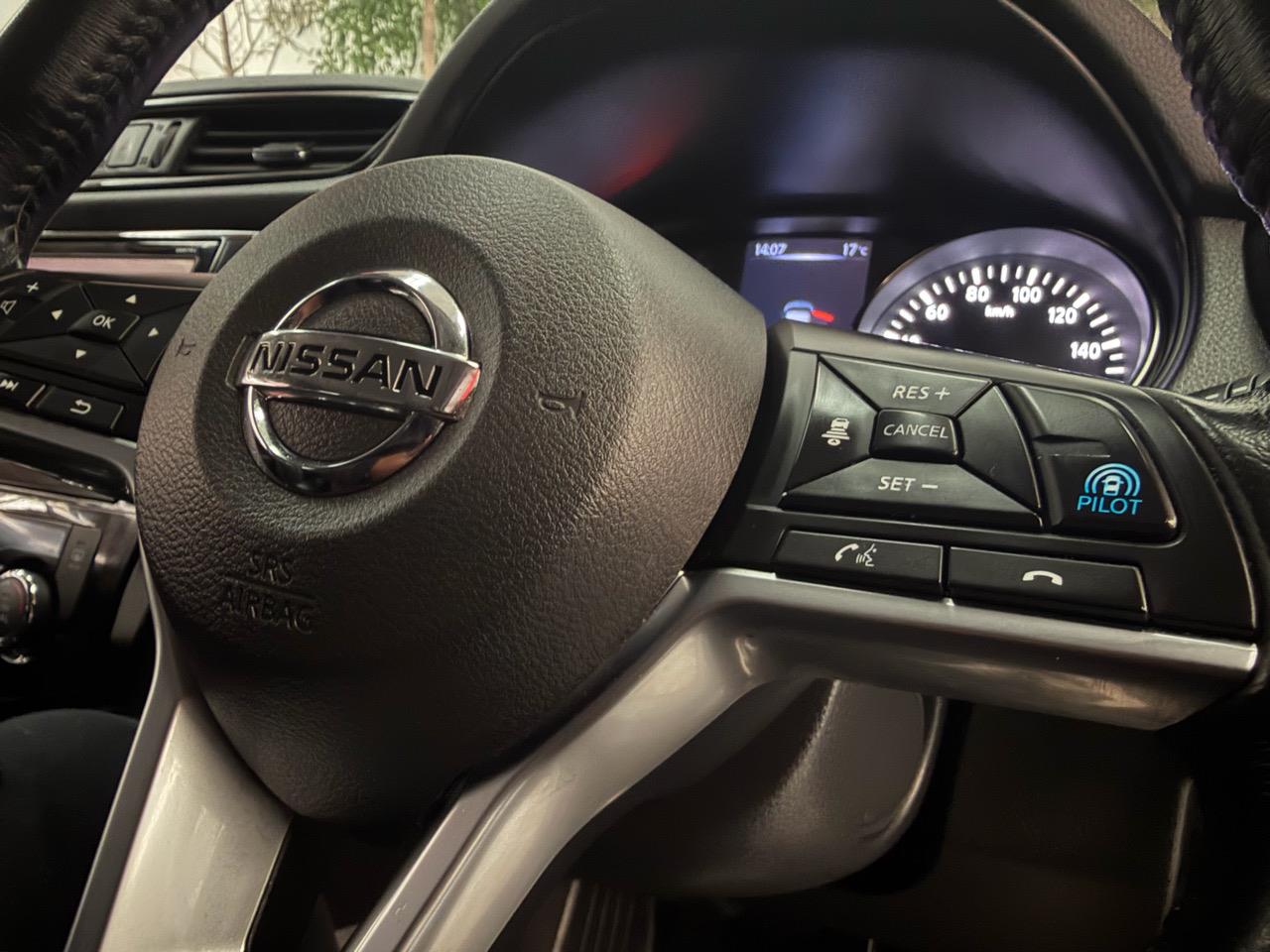 2017 Nissan X-Trail thumbnail