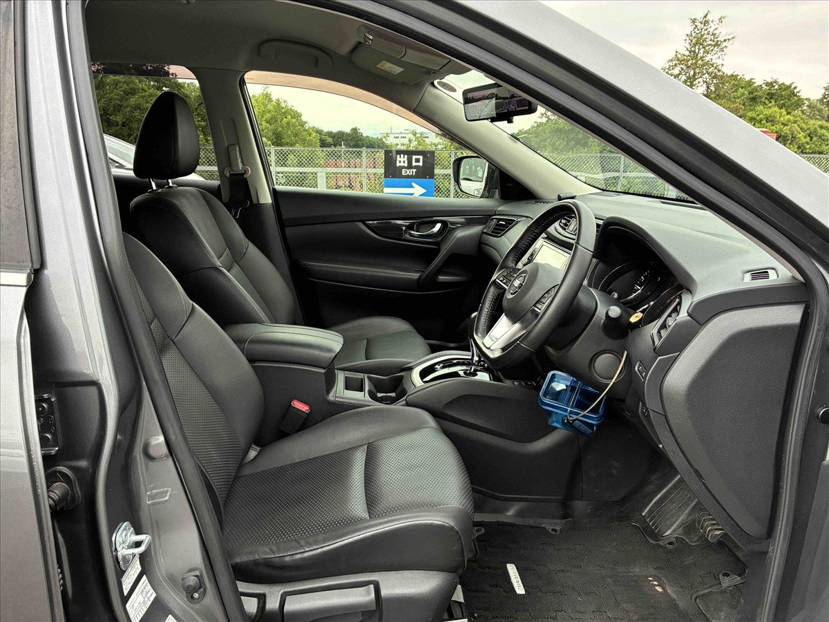 2017 Nissan X-Trail thumbnail