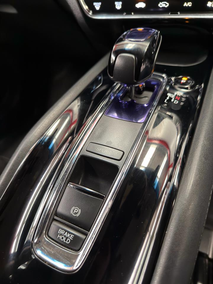2014 Honda Vezel thumbnail