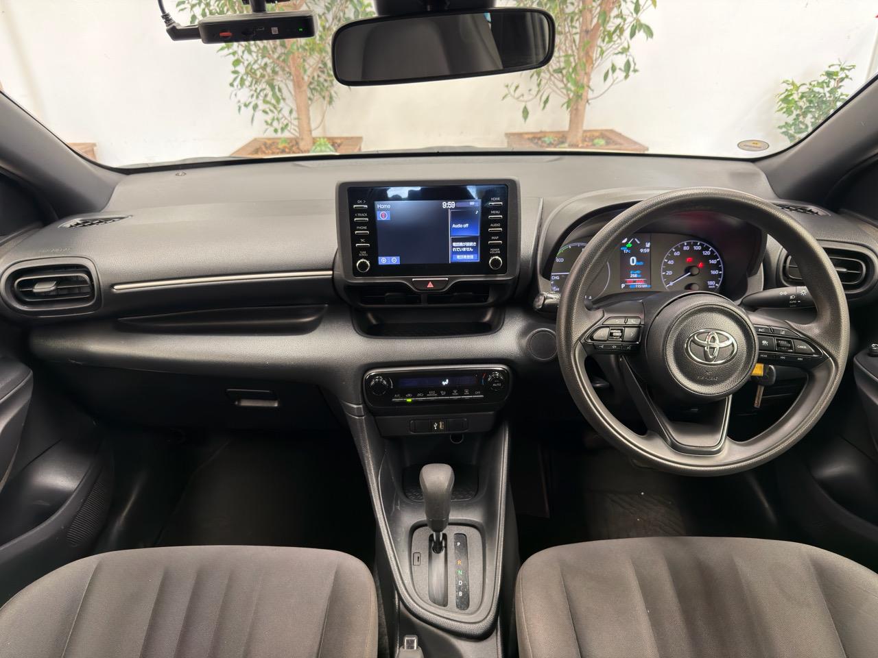 2021 Toyota Yaris thumbnail