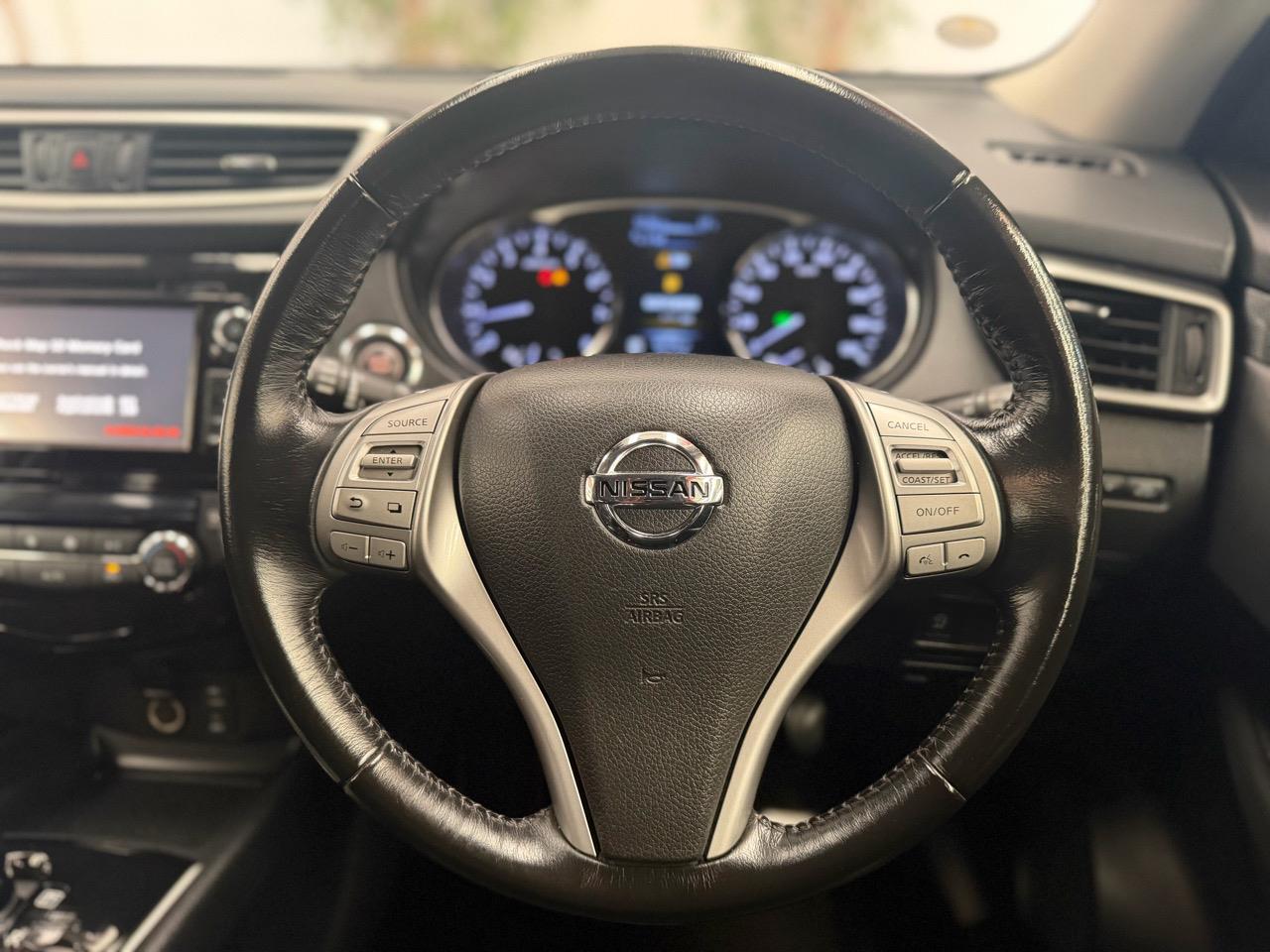 2015 Nissan XTRAIL thumbnail