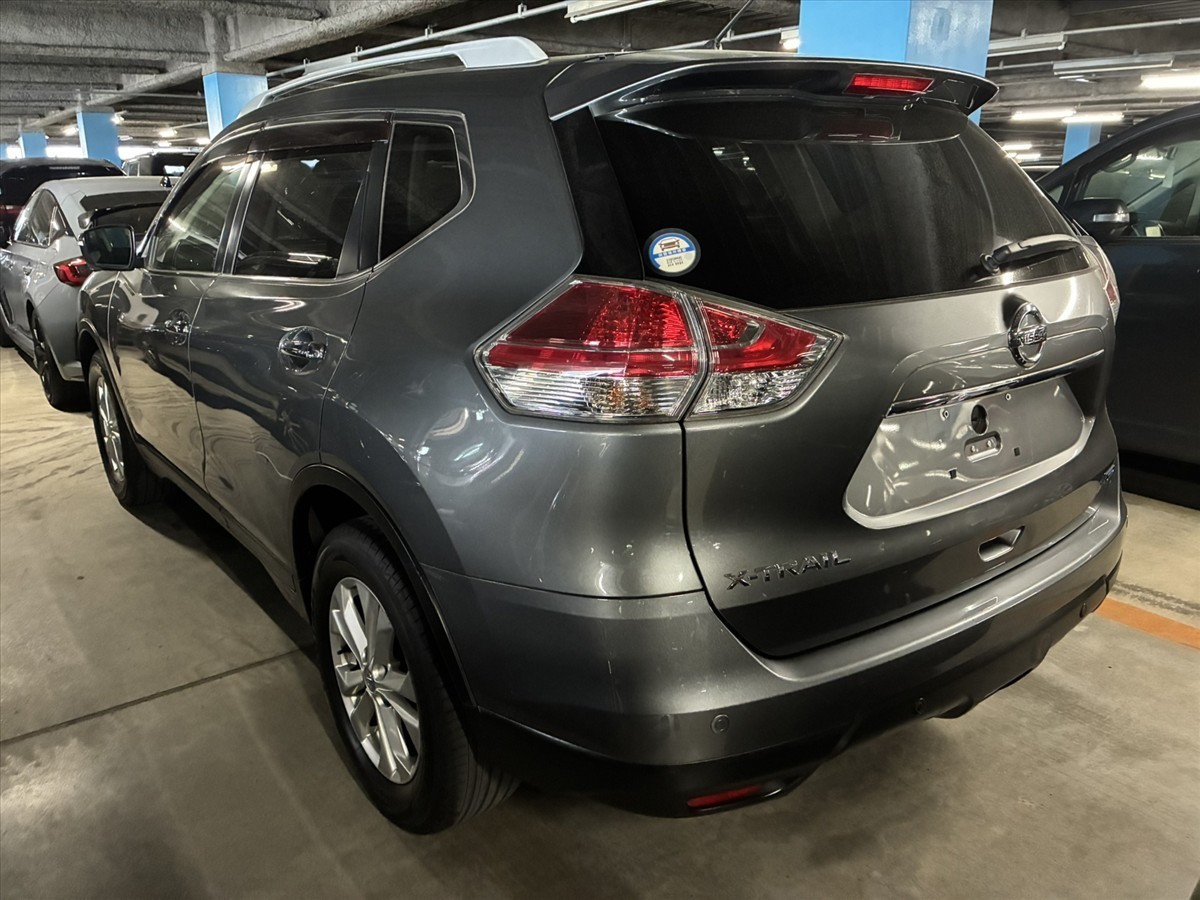 2015 Nissan XTRAIL thumbnail