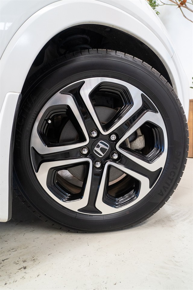 2015 Honda Vezel thumbnail