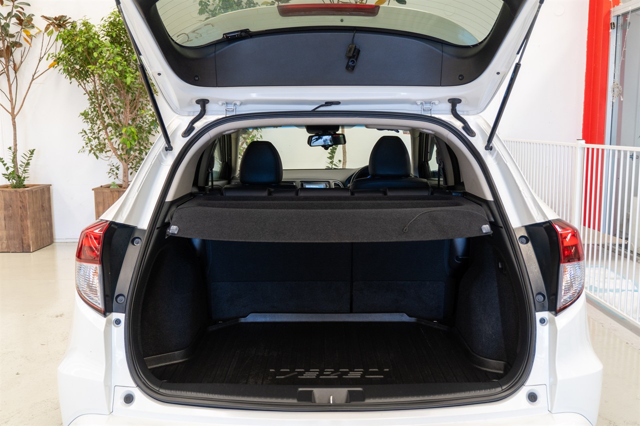 2015 Honda Vezel thumbnail