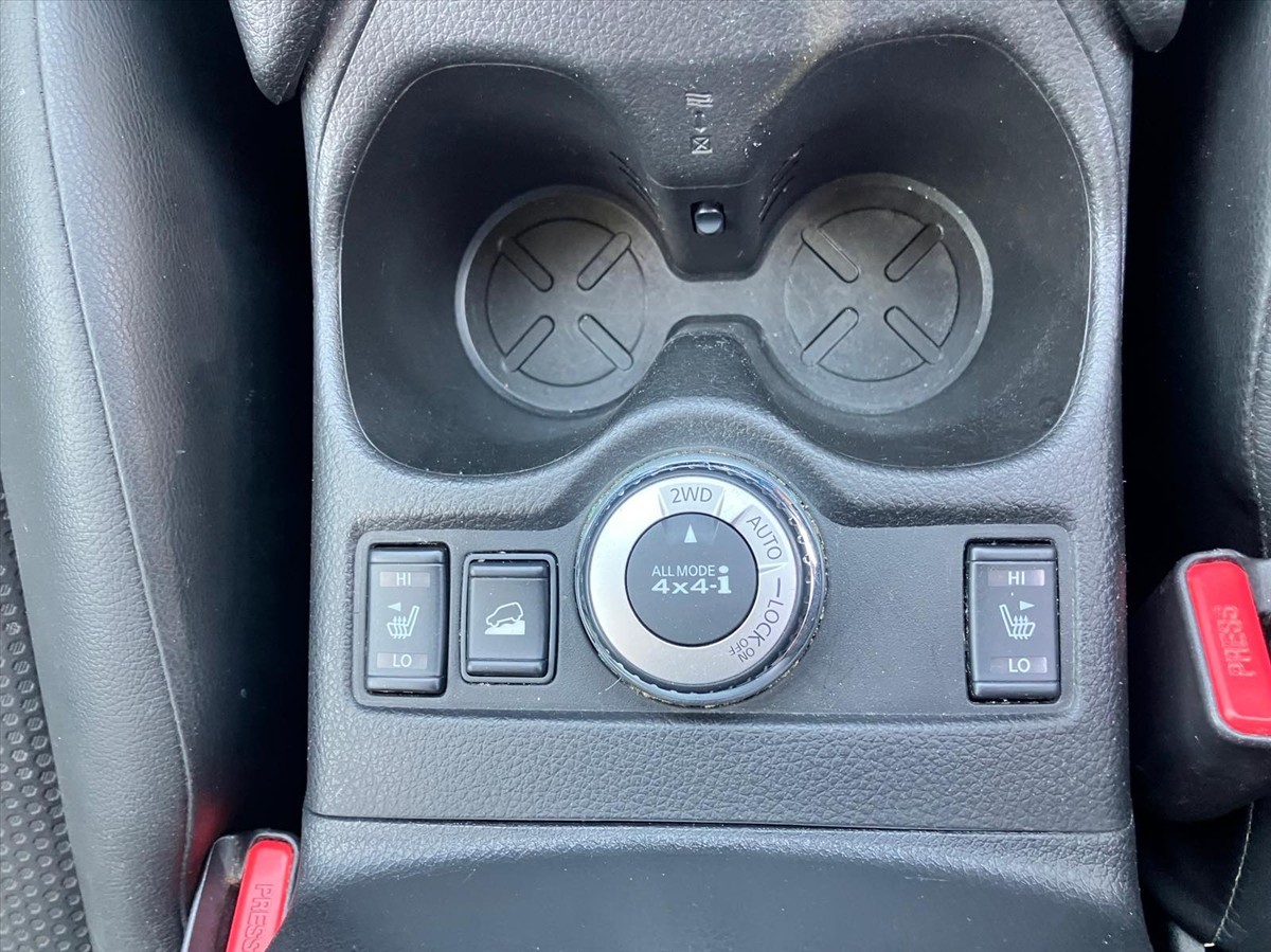2014 Nissan X-Trail thumbnail