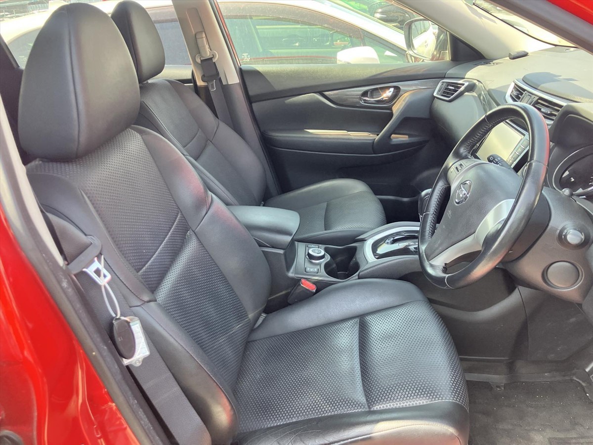 2014 Nissan X-Trail thumbnail