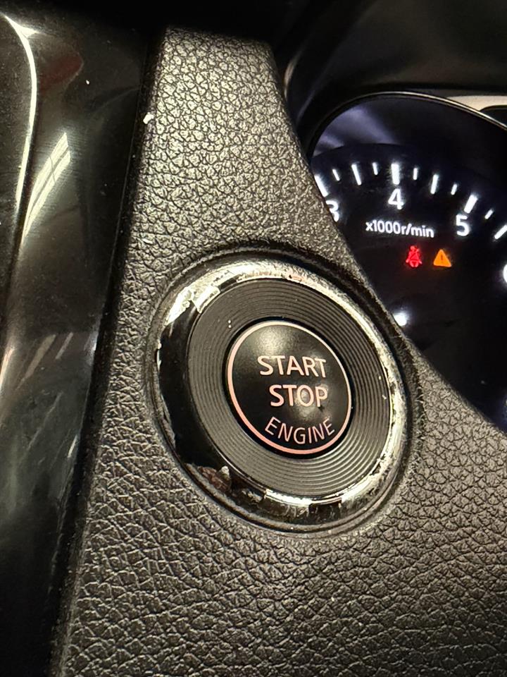 2015 Nissan X-Trail thumbnail