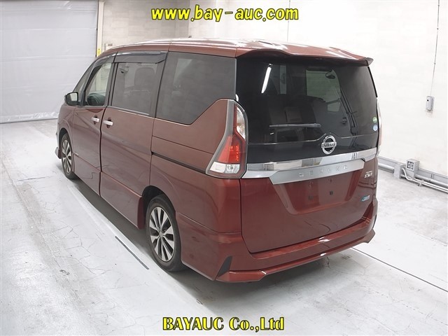 2017 Nissan Serena thumbnail