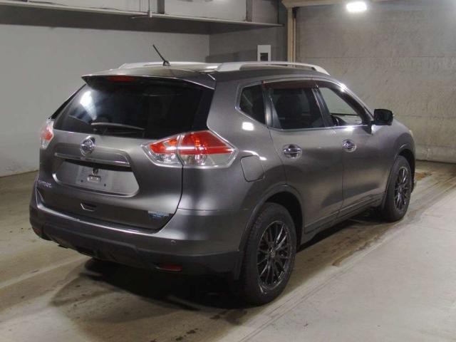 2014 Nissan X-Trail thumbnail