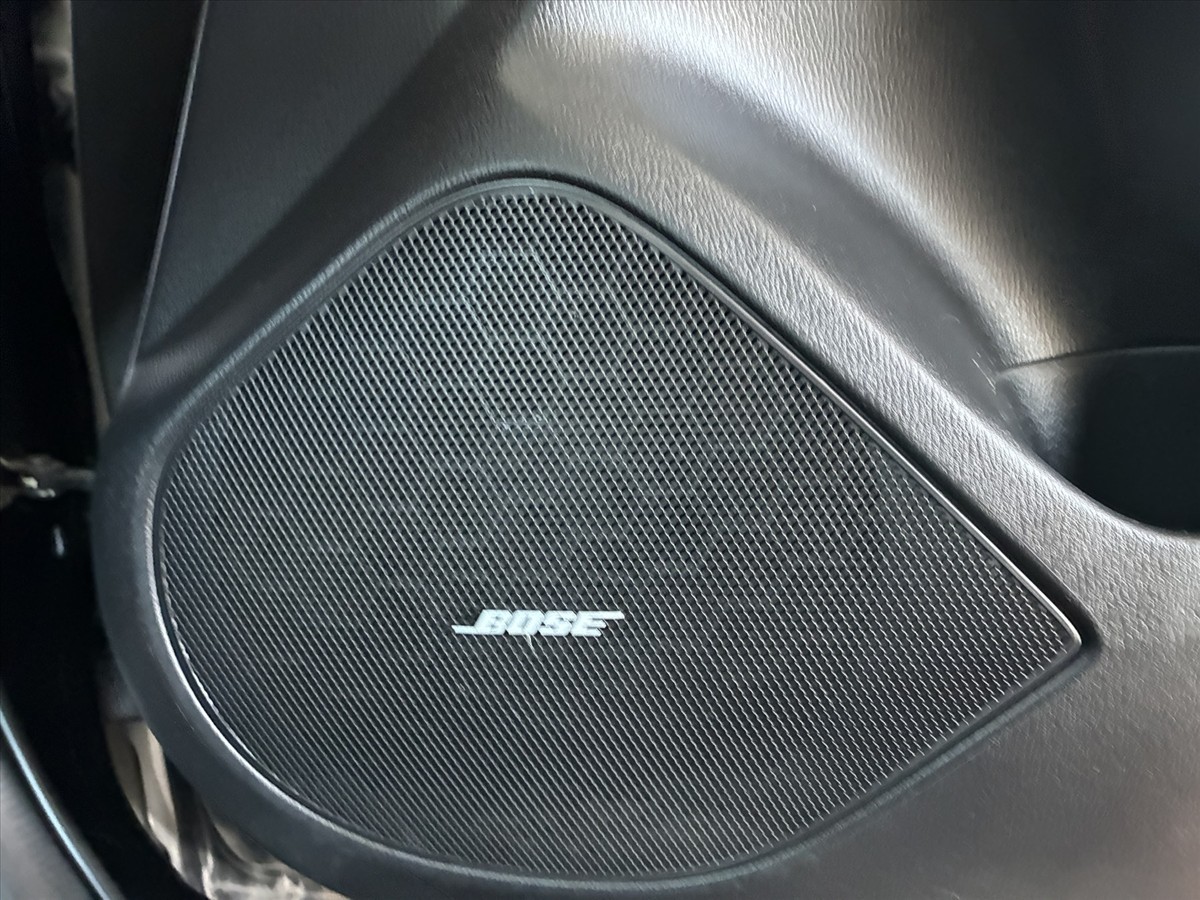 2013 Mazda Atenza thumbnail