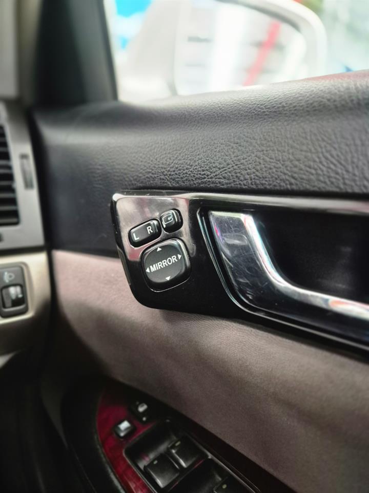 2006 Toyota Markx thumbnail