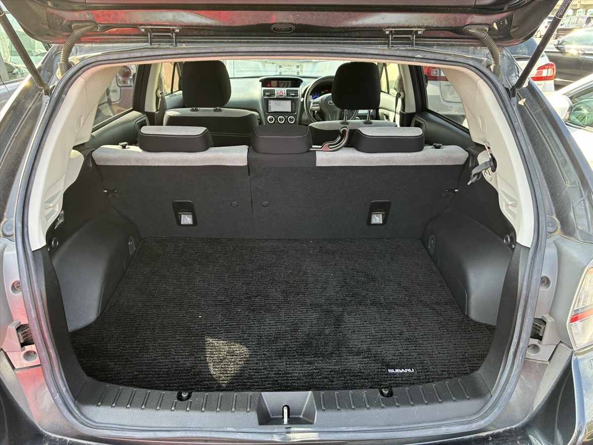 2014 Subaru XV thumbnail