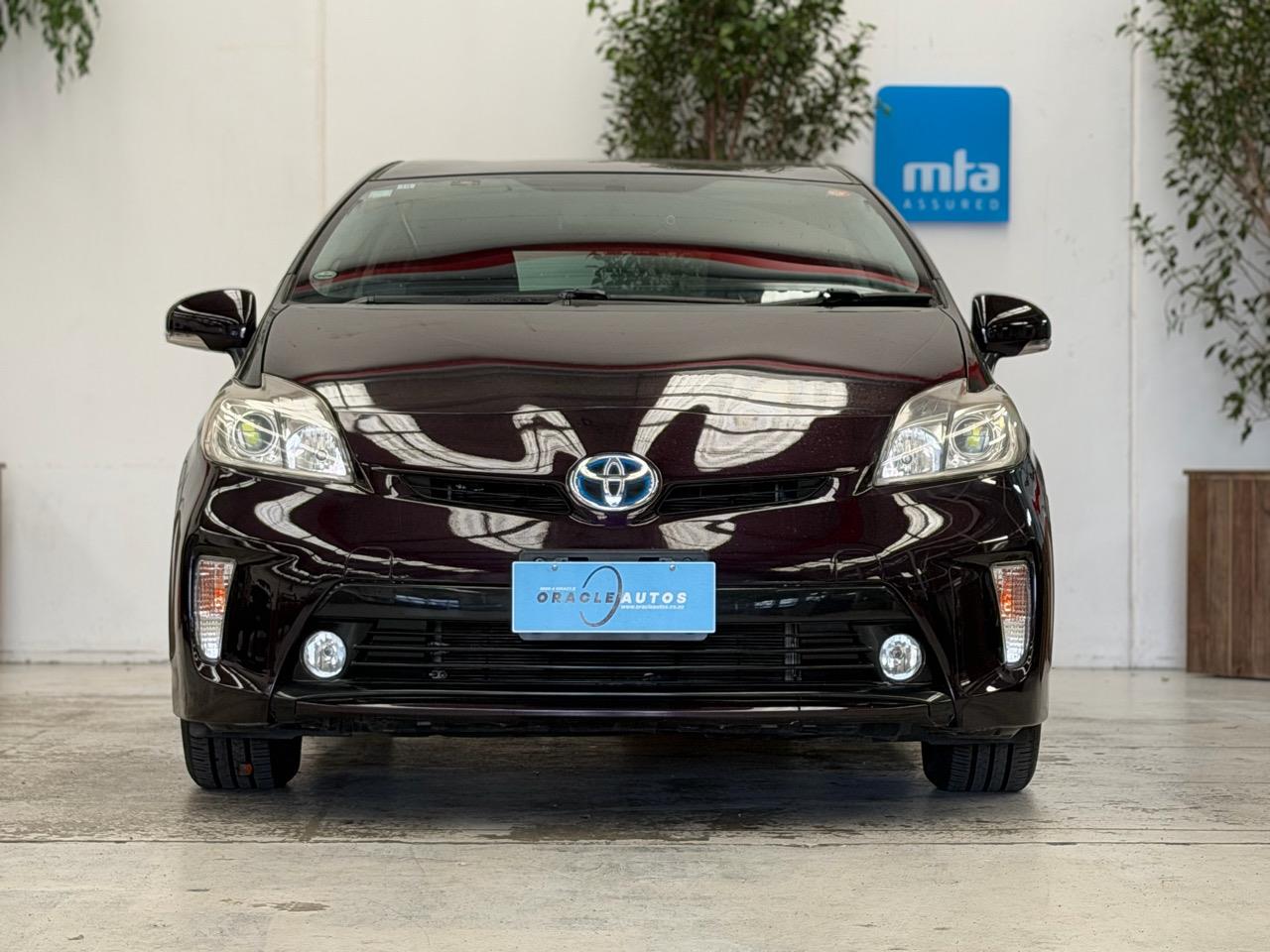 2014 Toyota Prius thumbnail