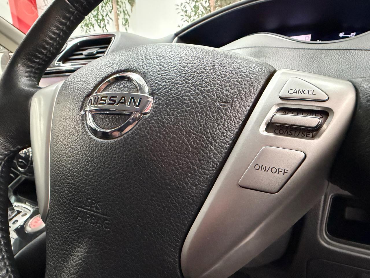 2013 Nissan Serena thumbnail