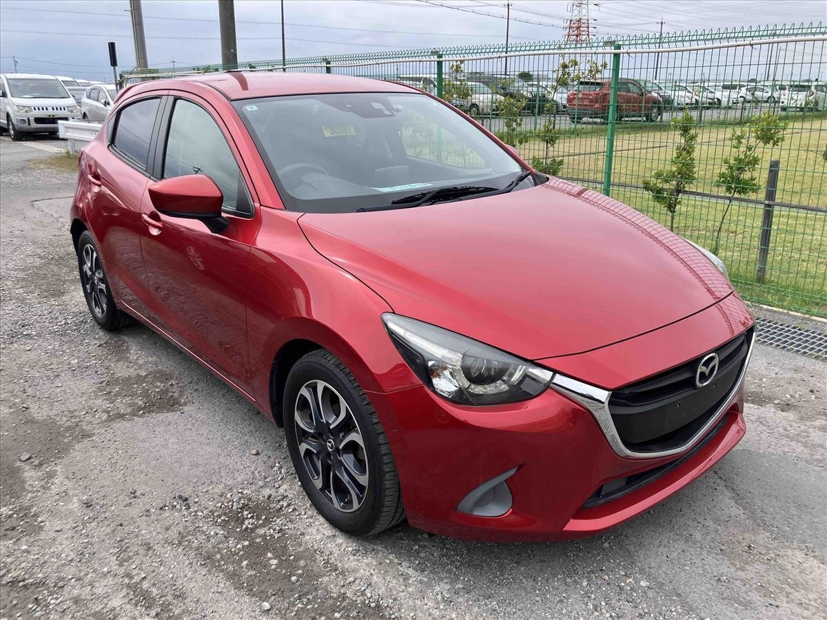 2015 Mazda Demio