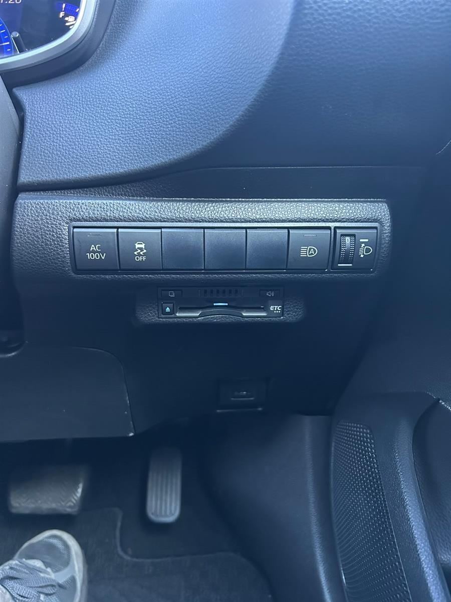 2020 Toyota Corolla thumbnail
