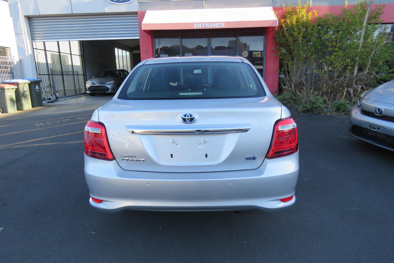 2018 Toyota Corolla thumbnail