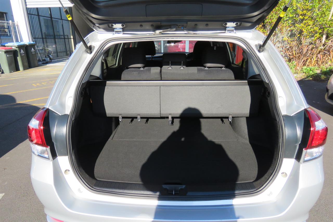 2019 Toyota Corolla thumbnail