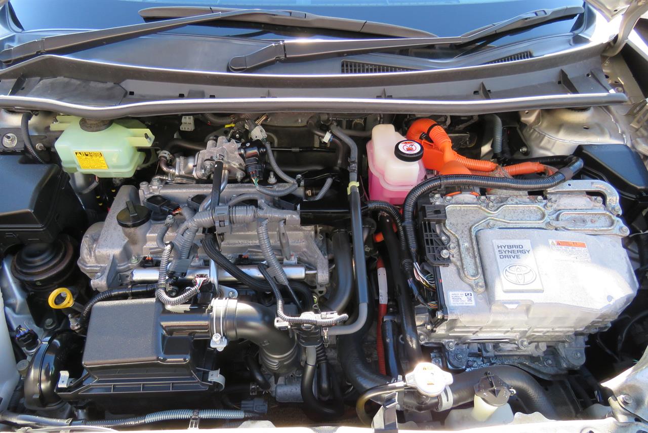 2017 Toyota Corolla thumbnail