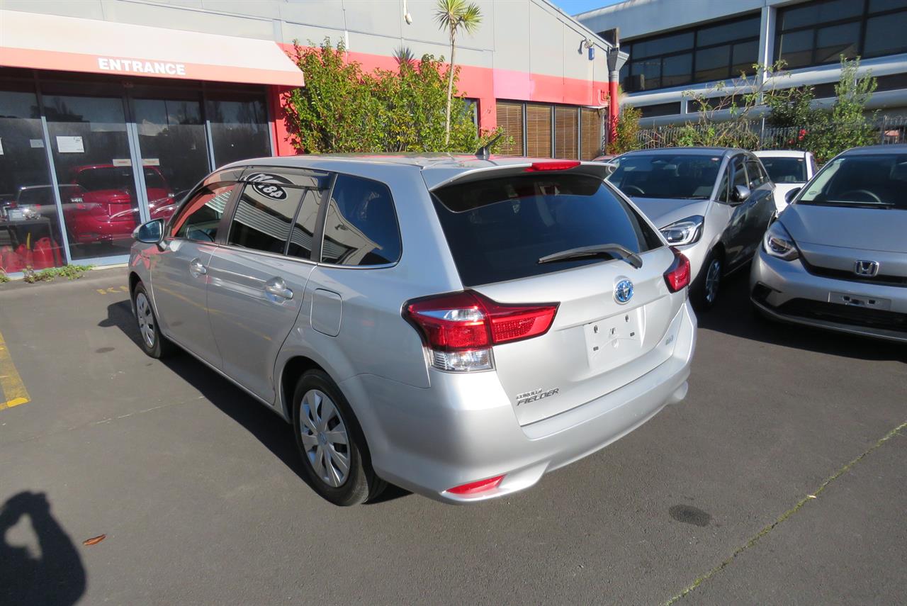 2017 Toyota Corolla thumbnail
