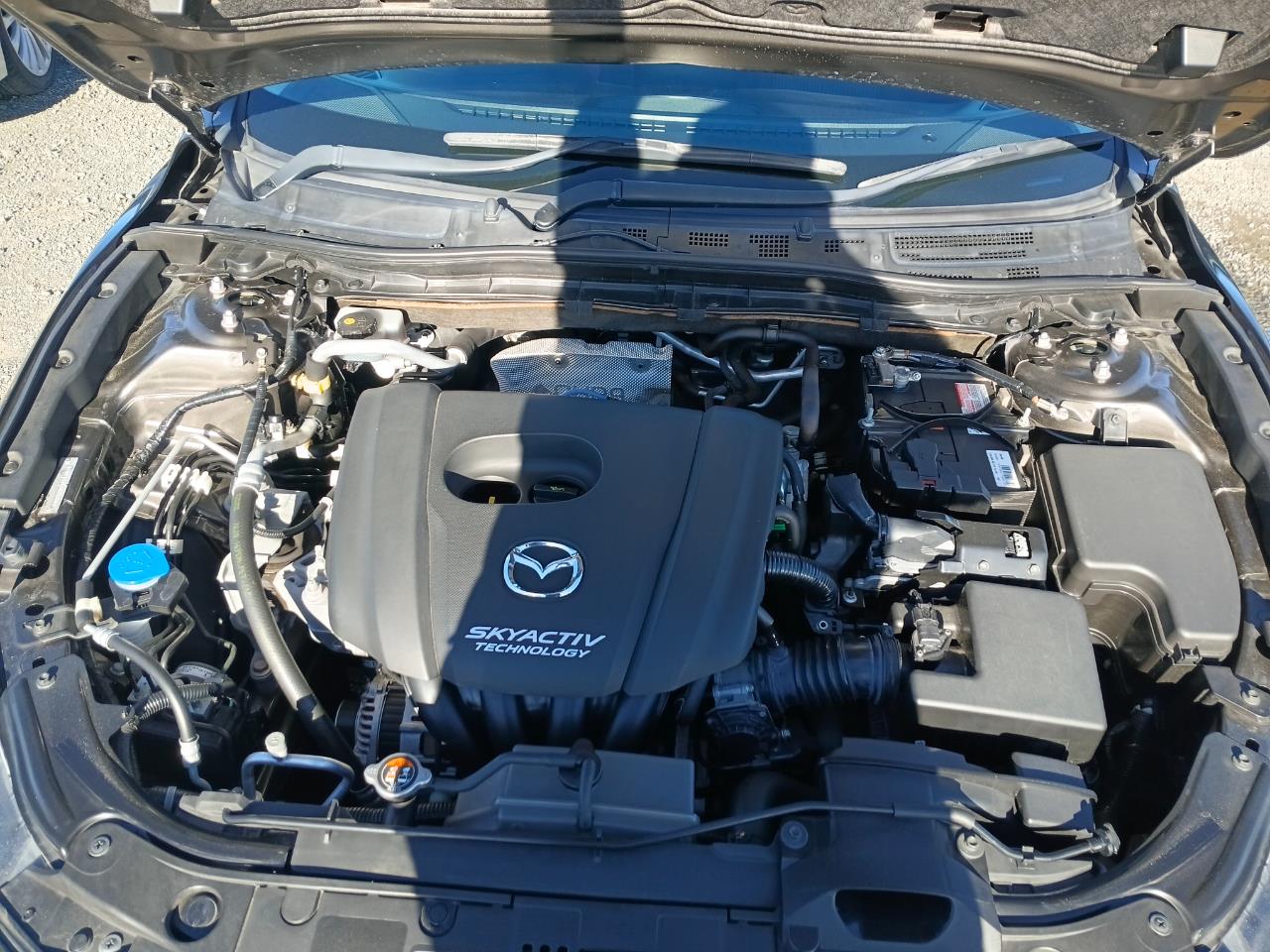 2015 Mazda Axela thumbnail