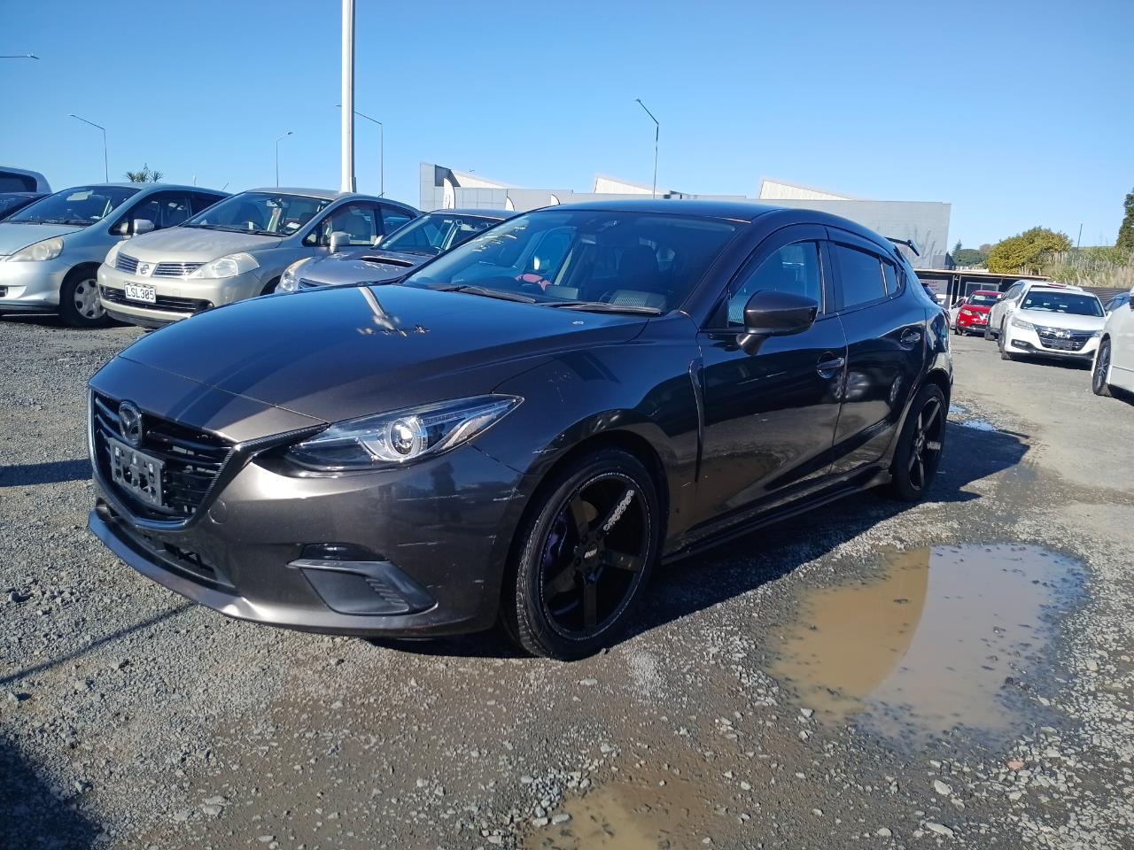 2015 Mazda Axela thumbnail