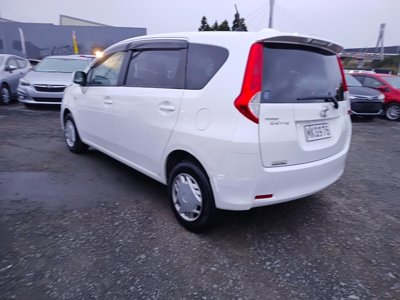 2009 Toyota Passo thumbnail