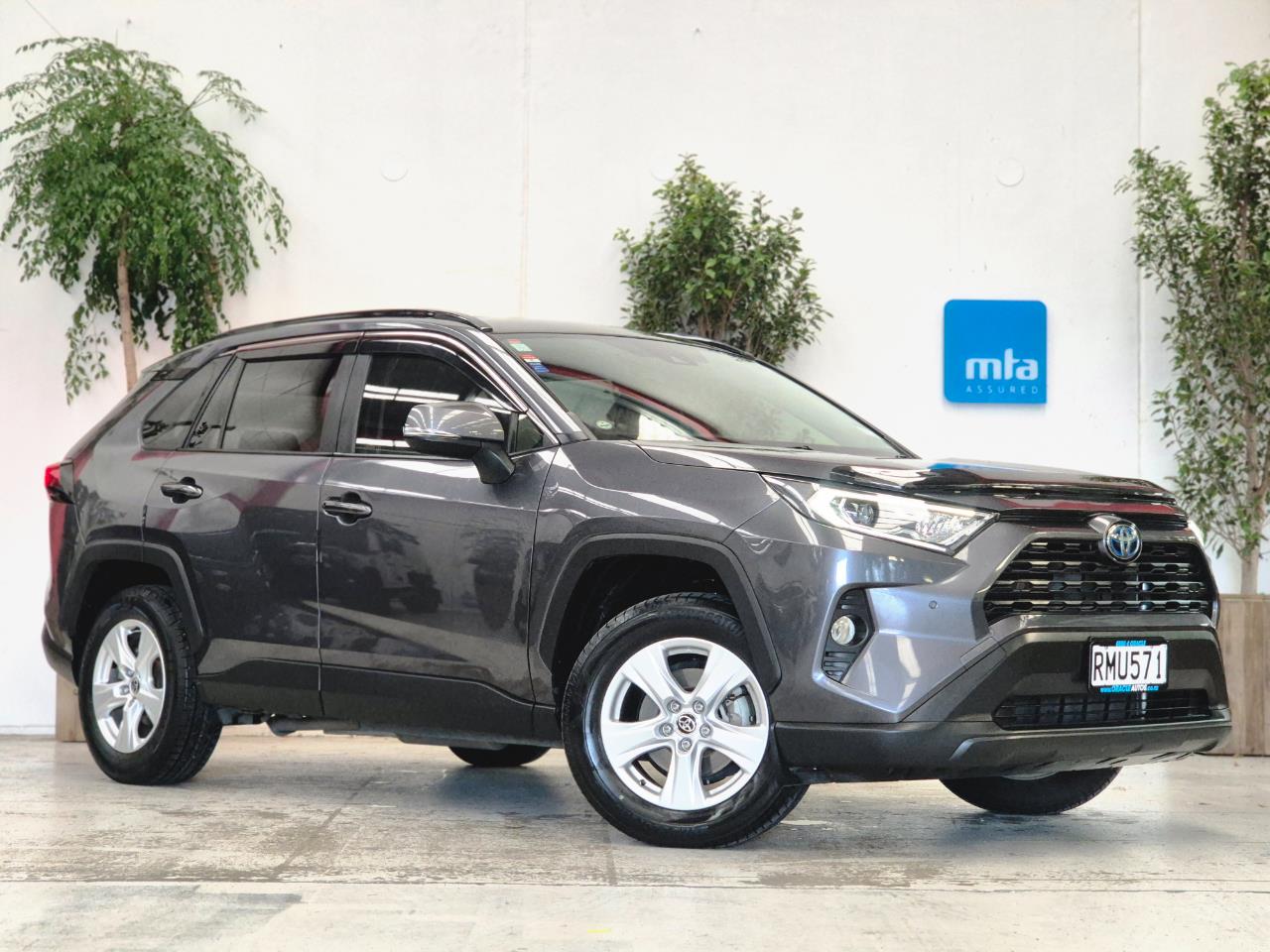 2020 Toyota Rav4 thumbnail