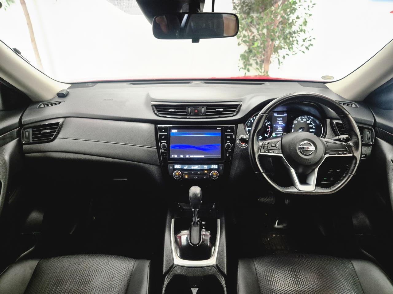 2017 Nissan X-Trail thumbnail